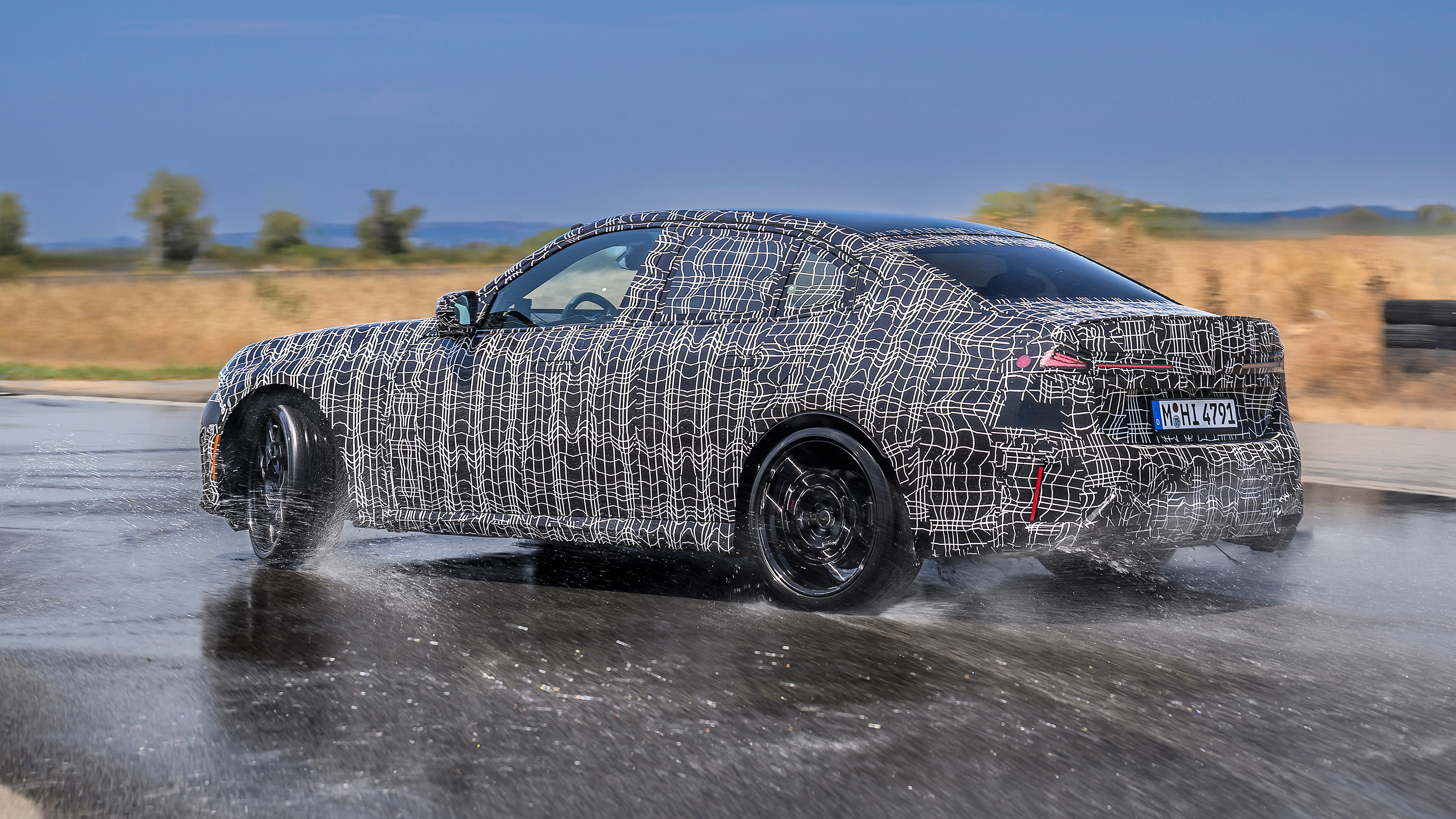 New BMW 3 Series petrol - rear drifting
