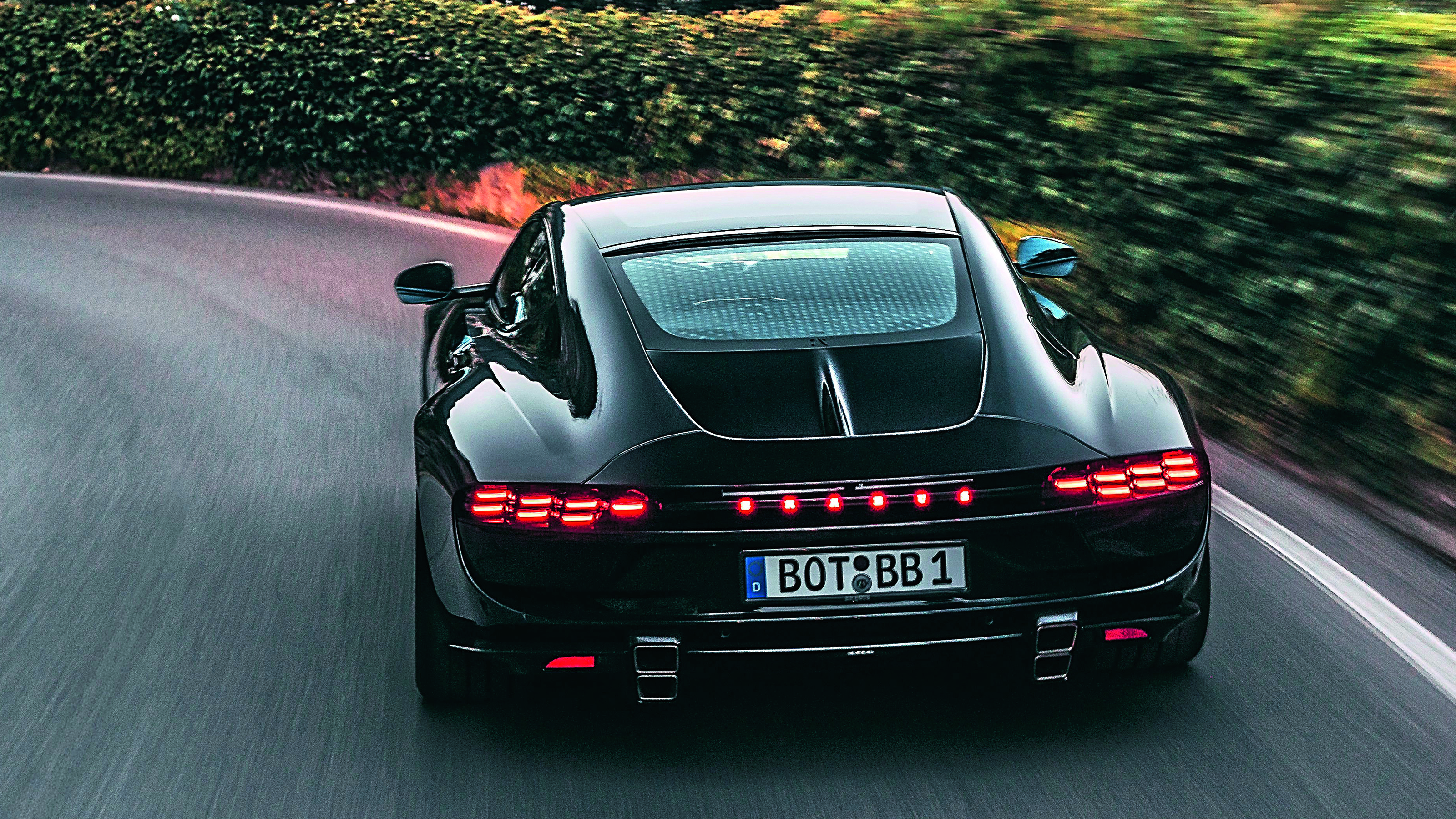 New Brabus Bodo - rear cornering 