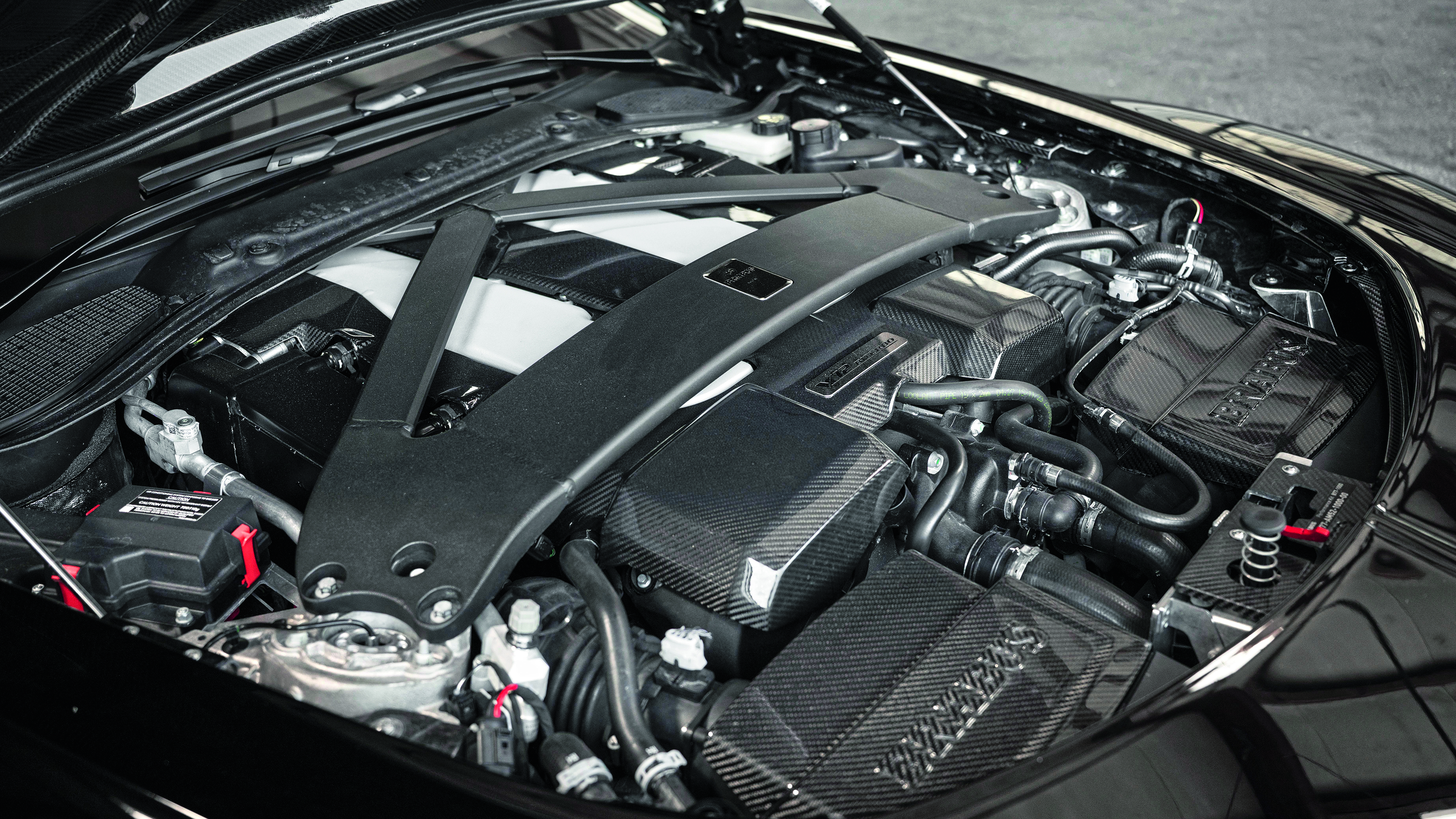 New Brabus Bodo - engine bay 