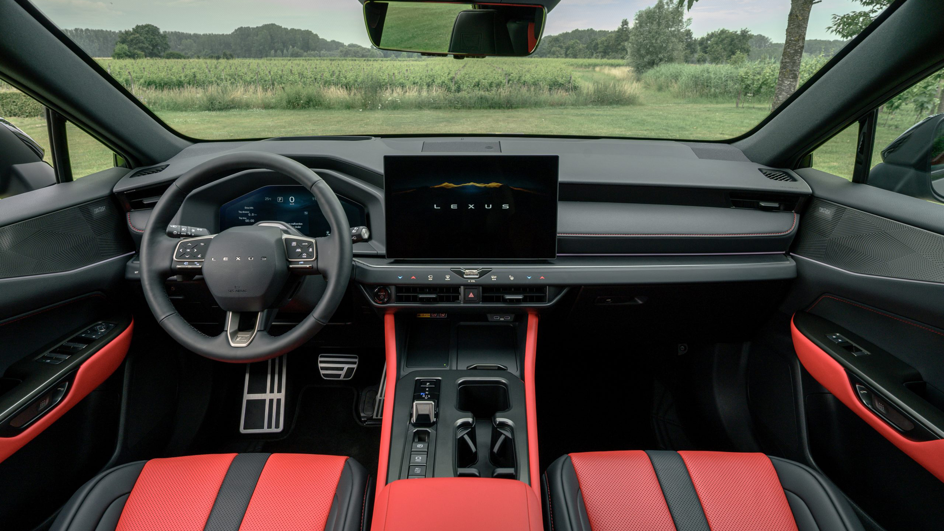 New Lexus NX facelift - interior 