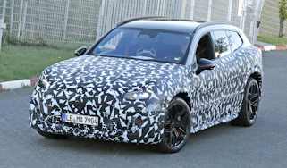 New Mercedes-AMG GT SUV - front 3/4