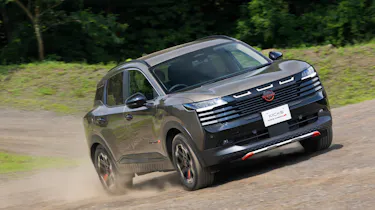 New Nissan Kicks Rock Creek - front tracking