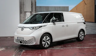 New Volkswagen ID. Buzz Cargo LWB - front 3/4