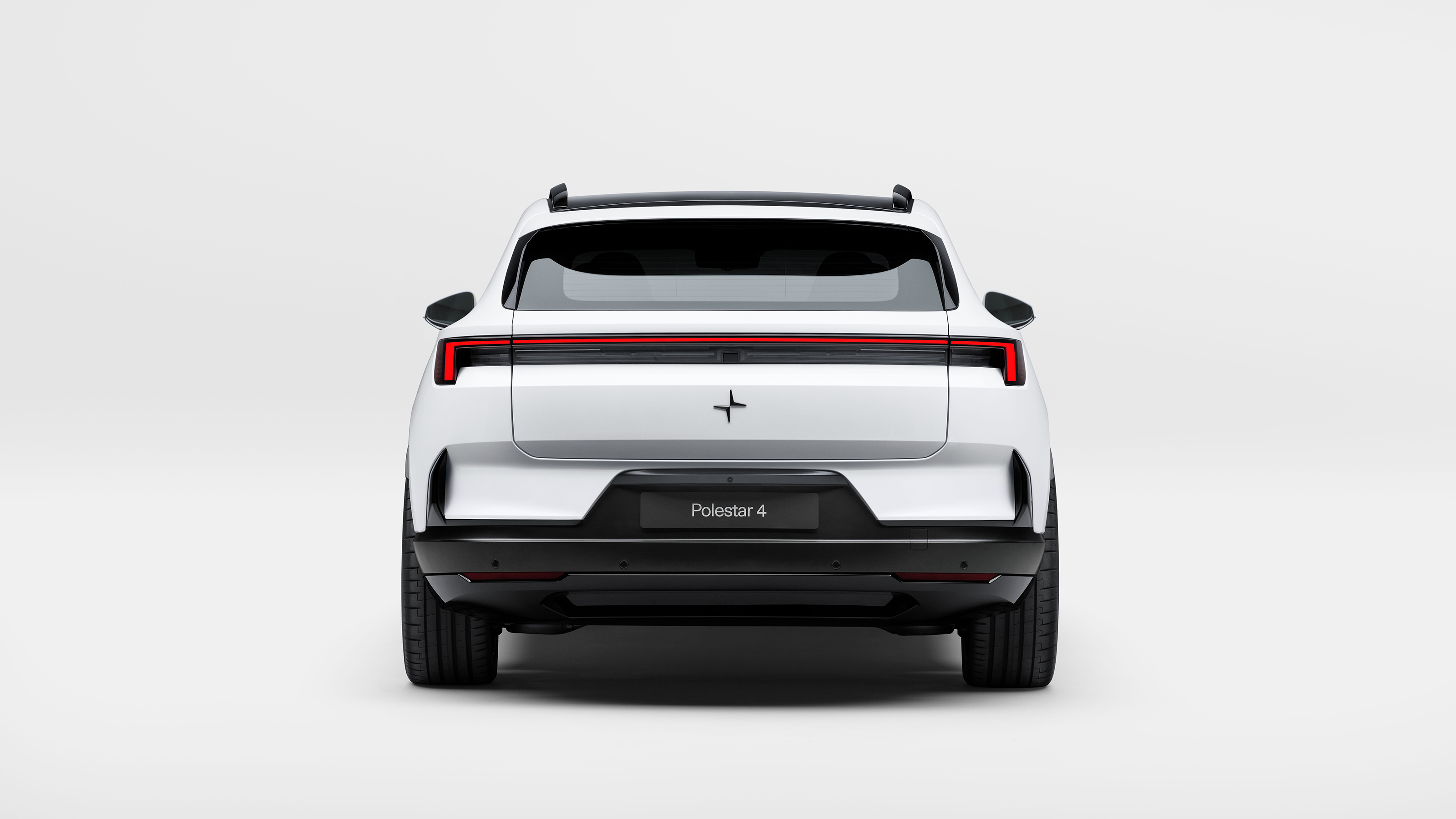 Polestar 4 - rear static