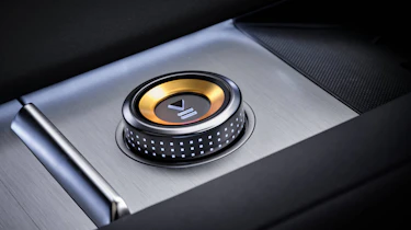 Polestar 4 - rotary controller
