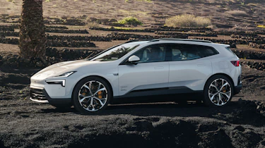 Polestar 4 - front action