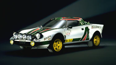 Best cars with pop-up headlights - Lancia Stratos