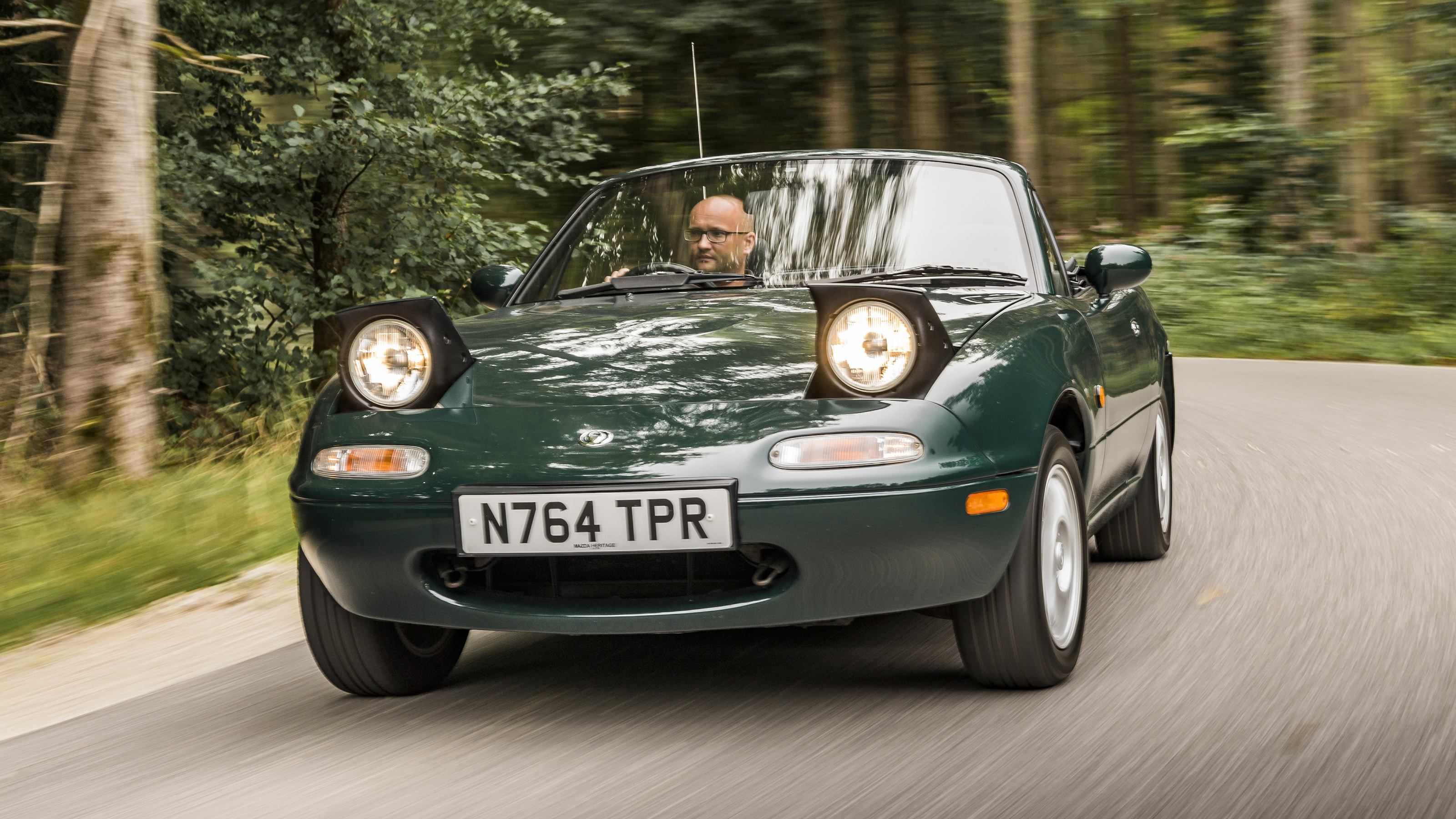 Best cars with pop-up headlights - Mazda MX-5