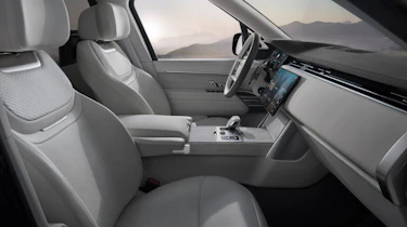 Range Rover Electric cabin