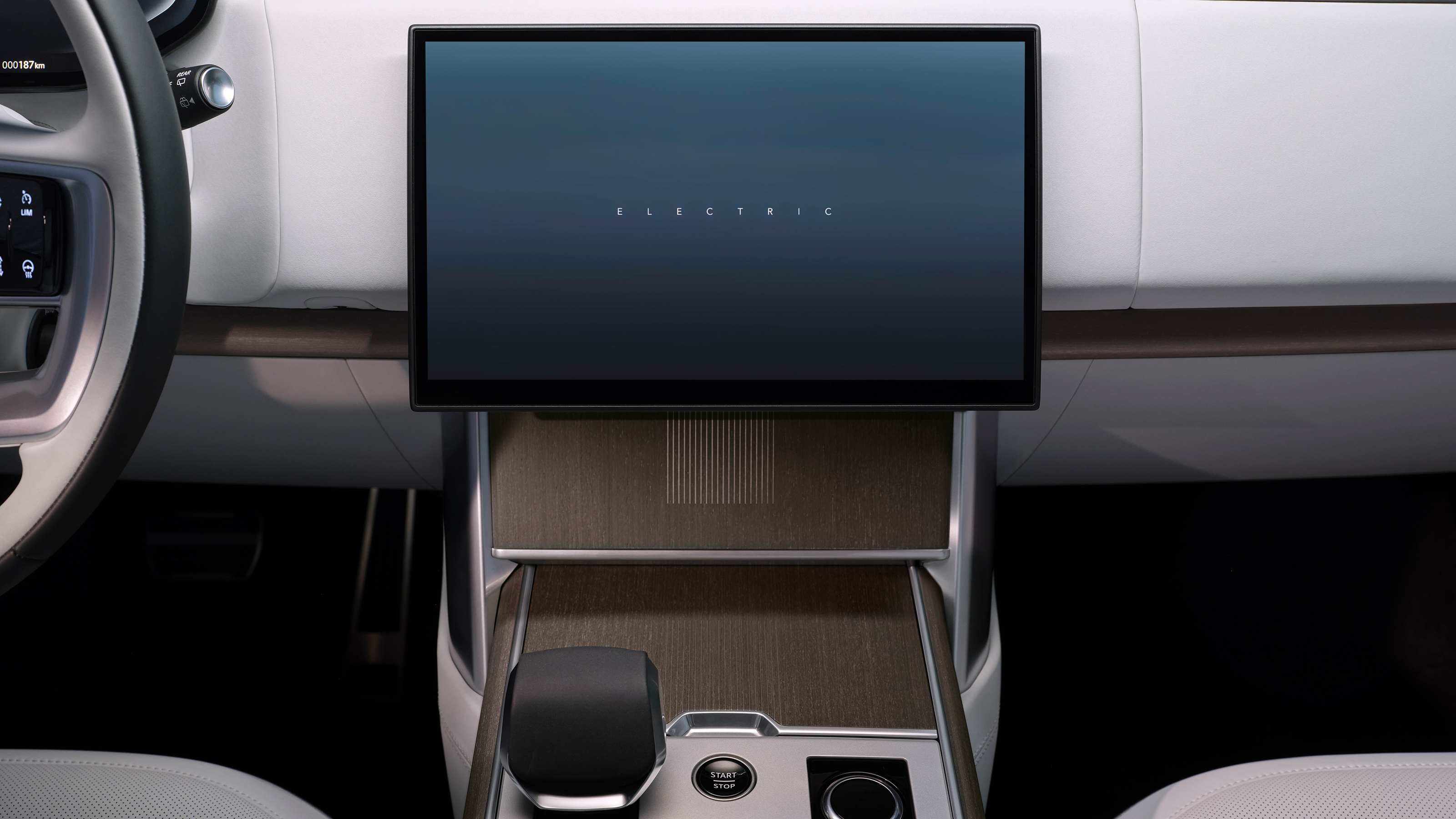 Range Rover Electric screen