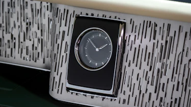 Rolls-Royce Phantom Hummingbird - clock