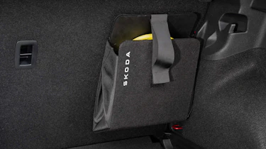 Skoda Epiq - charging cable