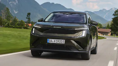 Skoda Peaq 2026 - full front