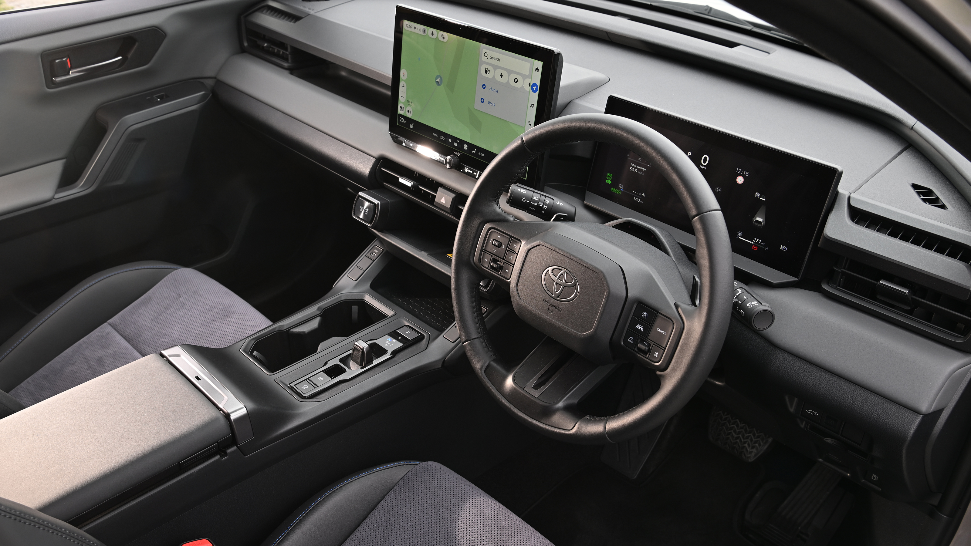 Toyota RAV4 - dashboard