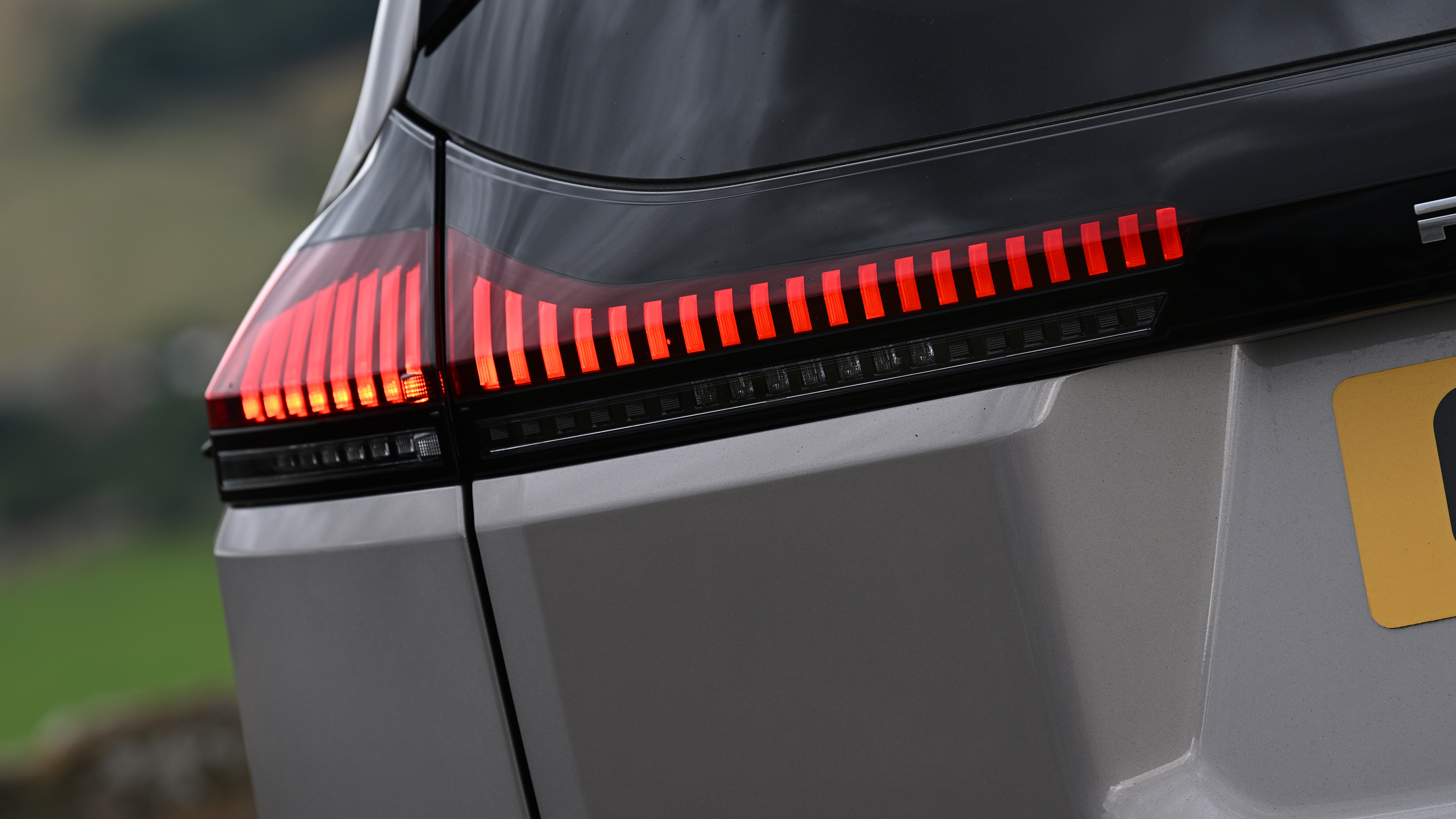 Toyota RAV4 - tail light