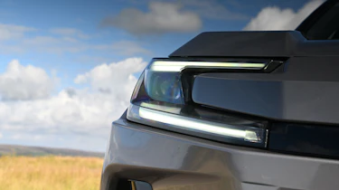 Toyota RAV4 - headlight