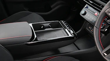 Hyundai Tucson - centre console