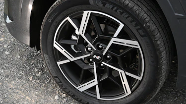 Hyundai Tucson - wheel