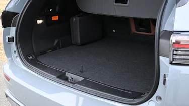 Mitsubishi Outlander - boot