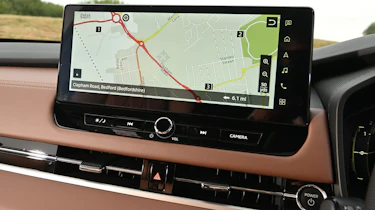 Mitsubishi Outlander - infotainment screen