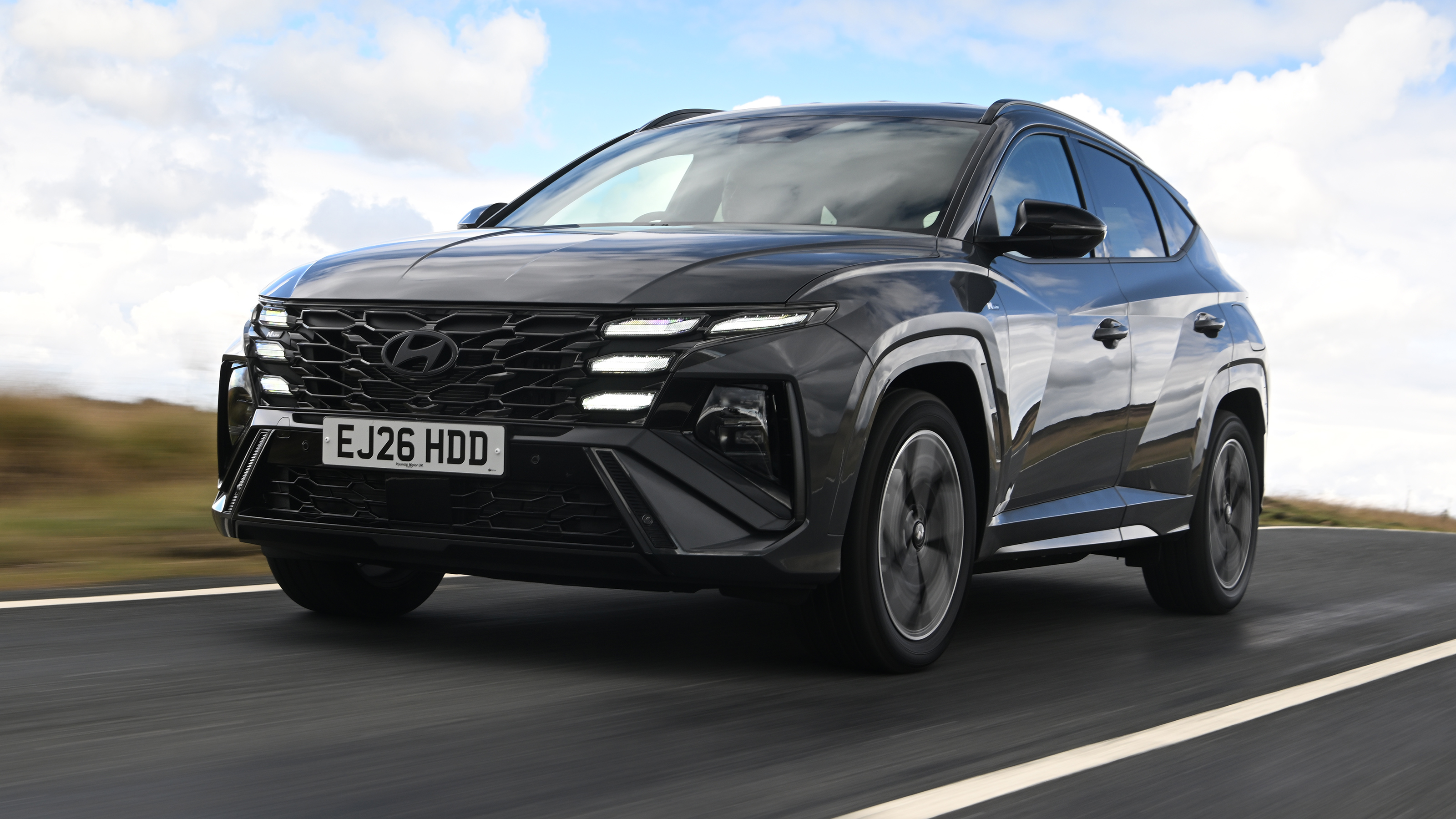 Hyundai Tucson - front tracking