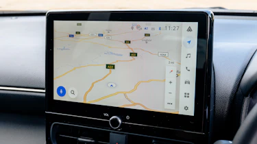 Toyota Yaris Cross facelift - infotainment screen