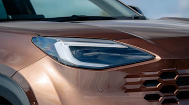 Toyota Yaris Cross facelift - headlight