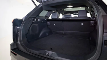 Toyota bZ4X Touring - boot