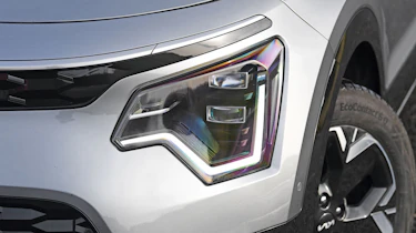 Used Kia Niro Mk2 - front light