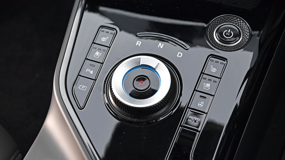 Used Kia Niro Mk2 - centre console