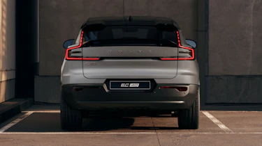 Volvo EC40 facelift - full rear