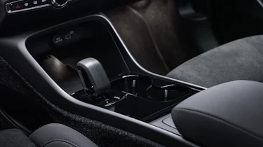 Volvo EX40 facelift - transmission