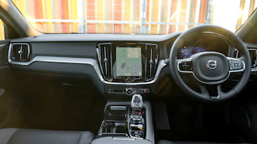 Volvo V60 - dashboard