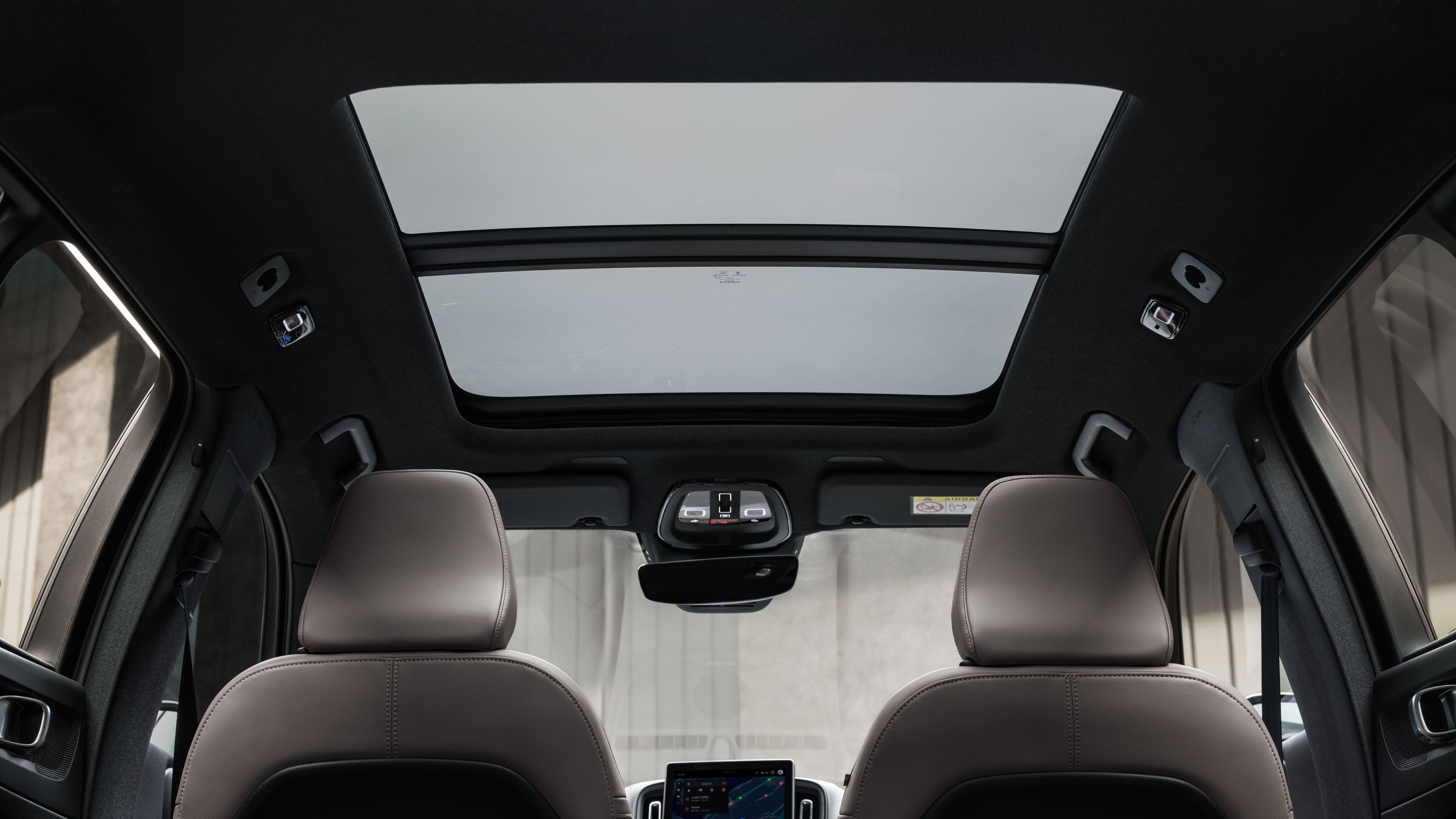 Volvo XC40 facelift - roof