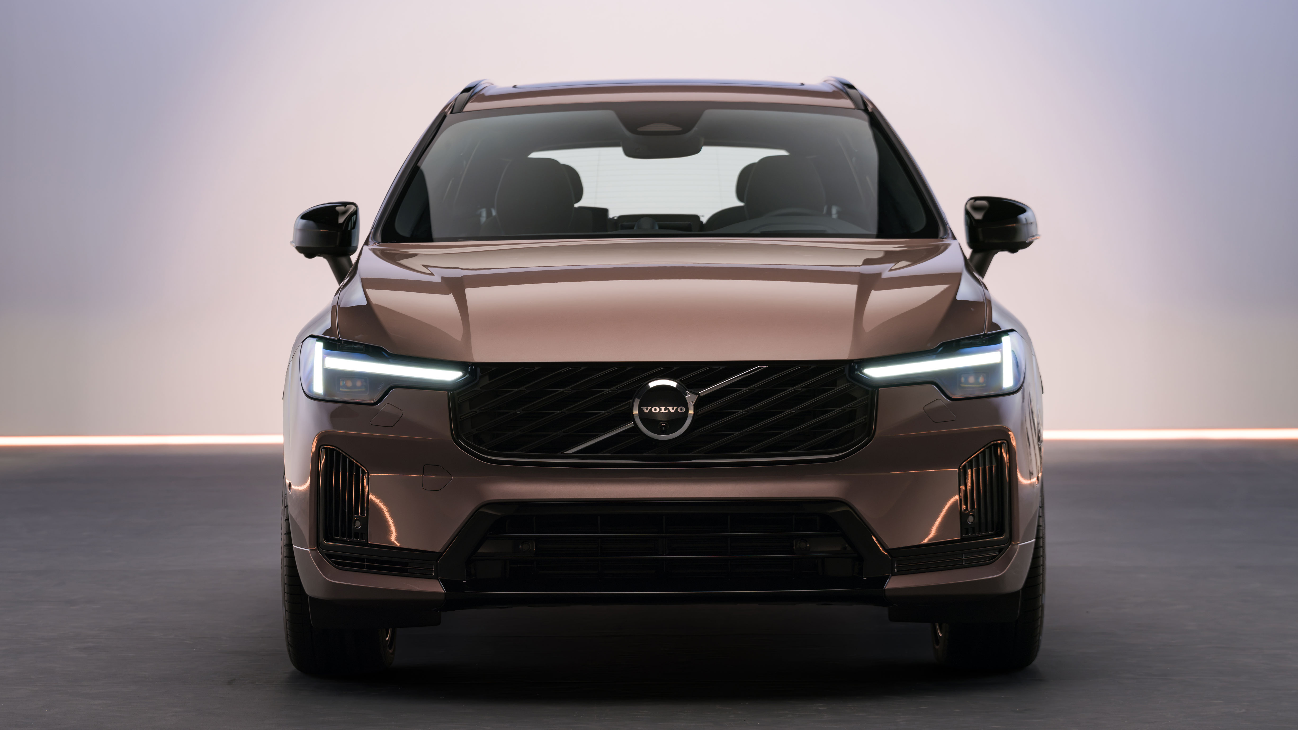 Volvo XC60 facelift 2026 - full front