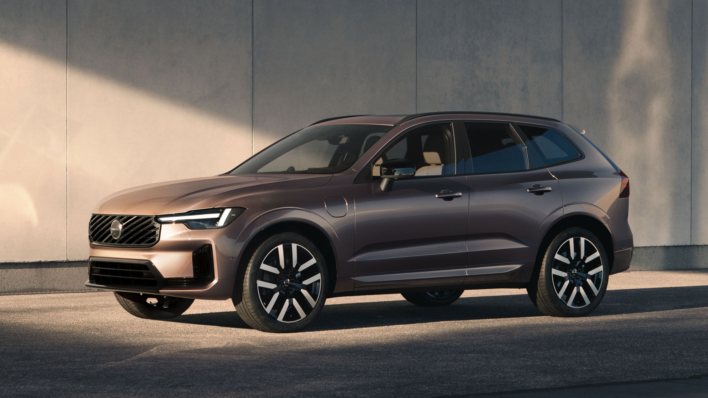 Volvo XC60 facelift 2026 - front static