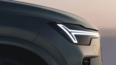Volvo XC90 facelift - light