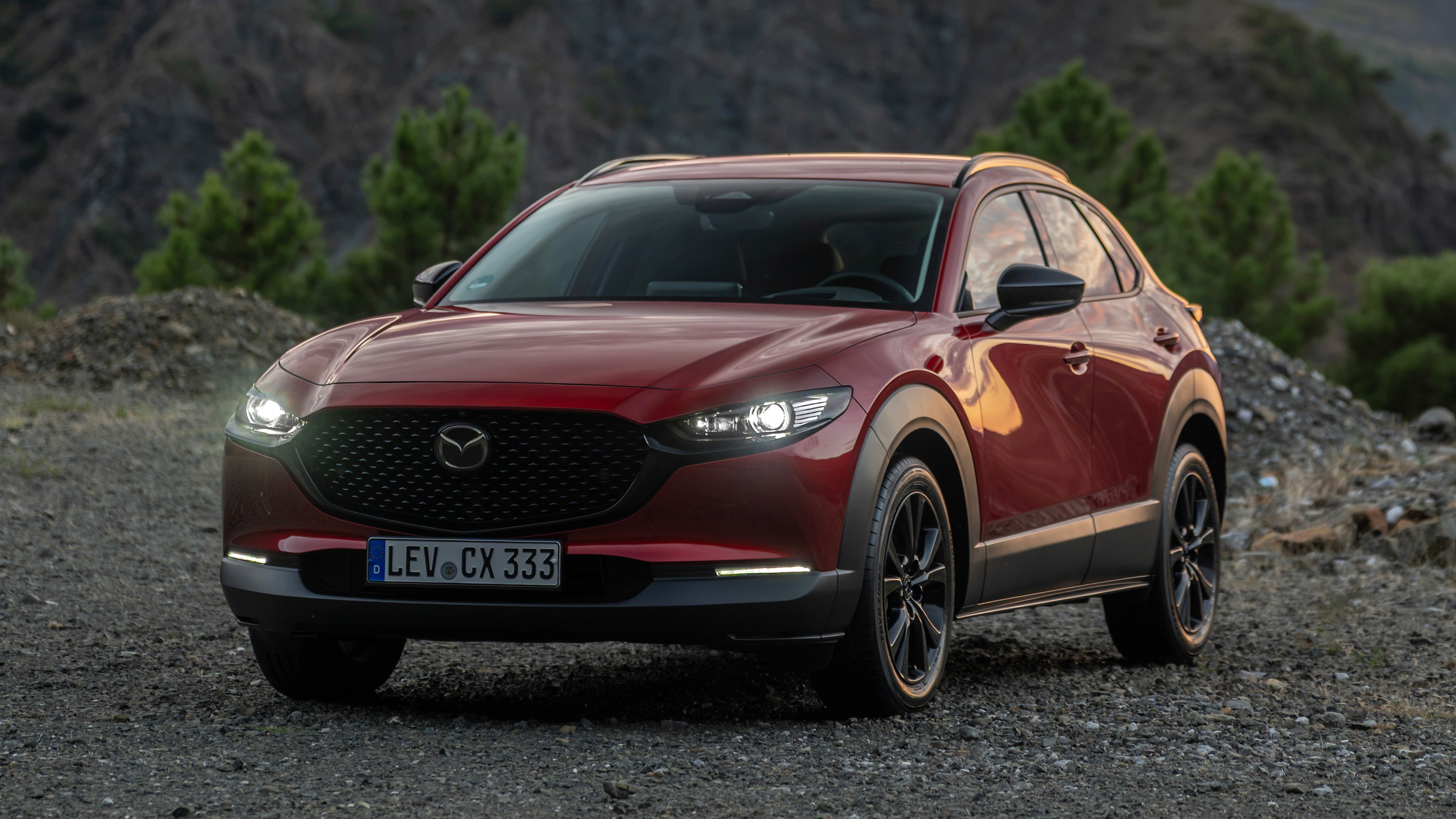 2027 Mazda CX-30 - red front 3/4