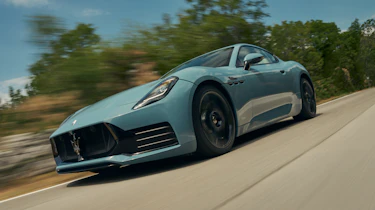 2027 New Maserati GranTurismo Folgore - dynamic front 3/4