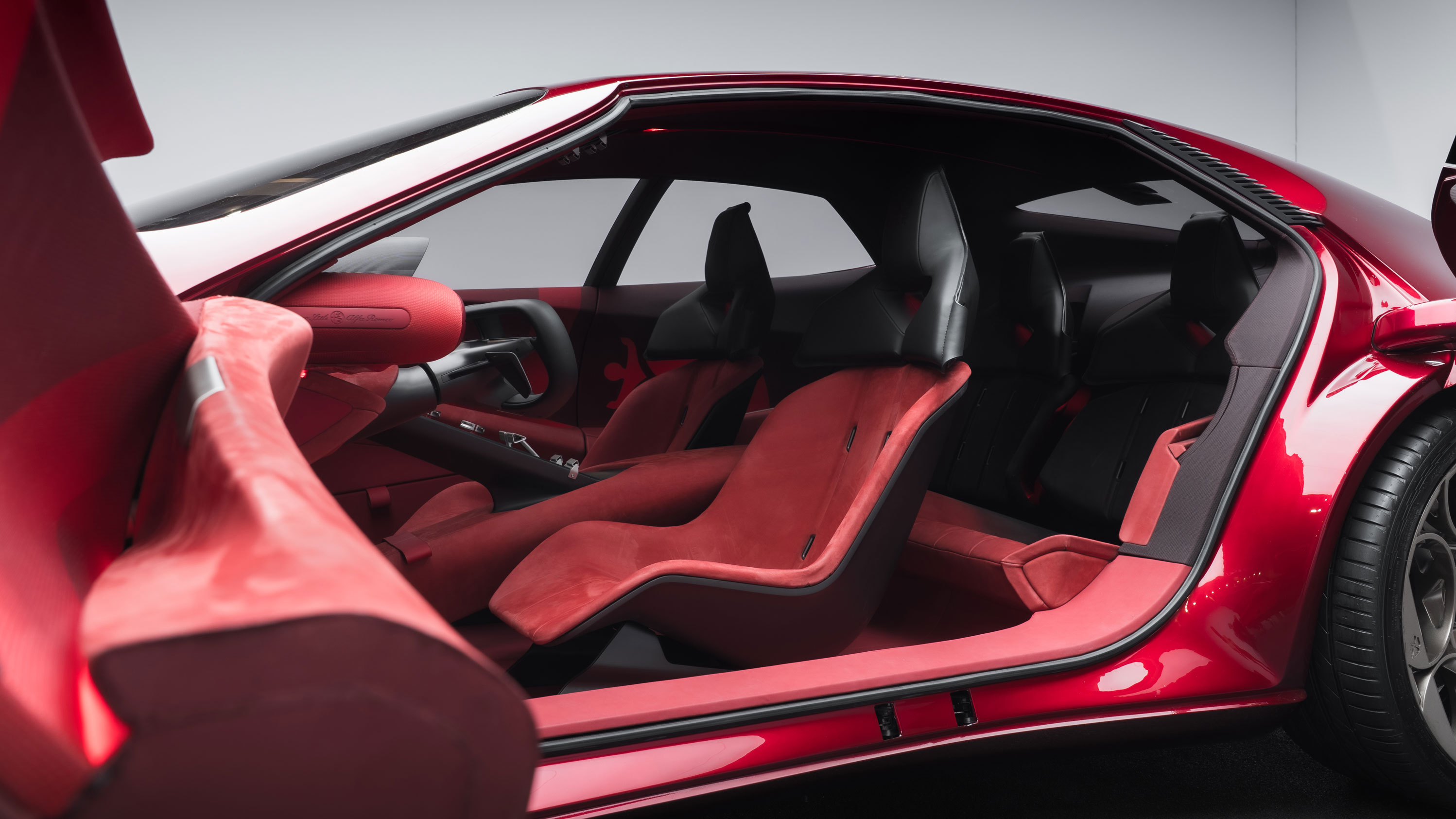 Alfa Romeo Cuorerosso - seats