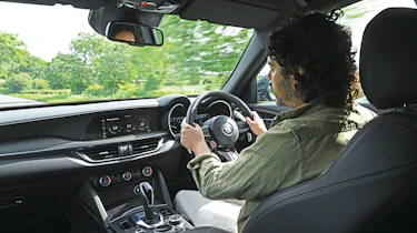 Alfa Romeo Stelvio Quadrifoglio - driving