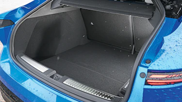 Alpine A390 - boot space