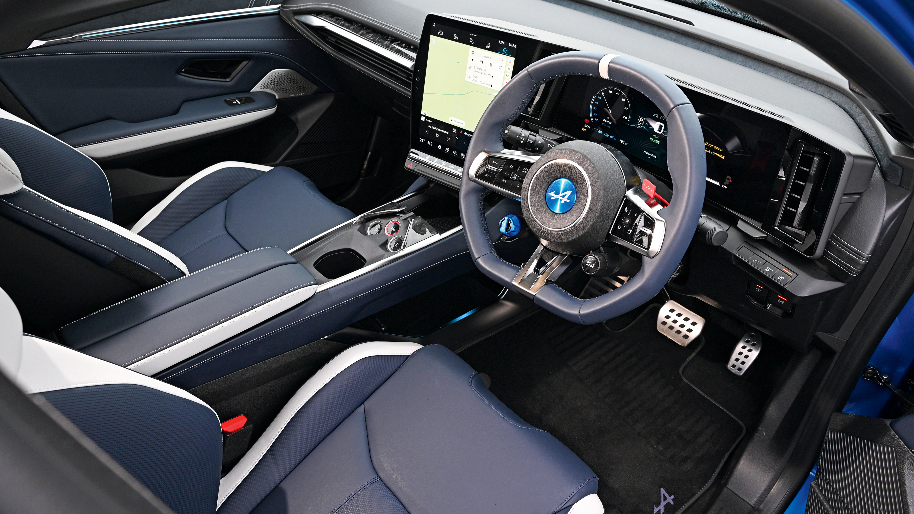 Alpine A390 - dashboard