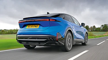 Alpine A390 - rear 3/4