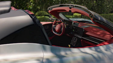 Aston Martin Valhalla Spider - interior