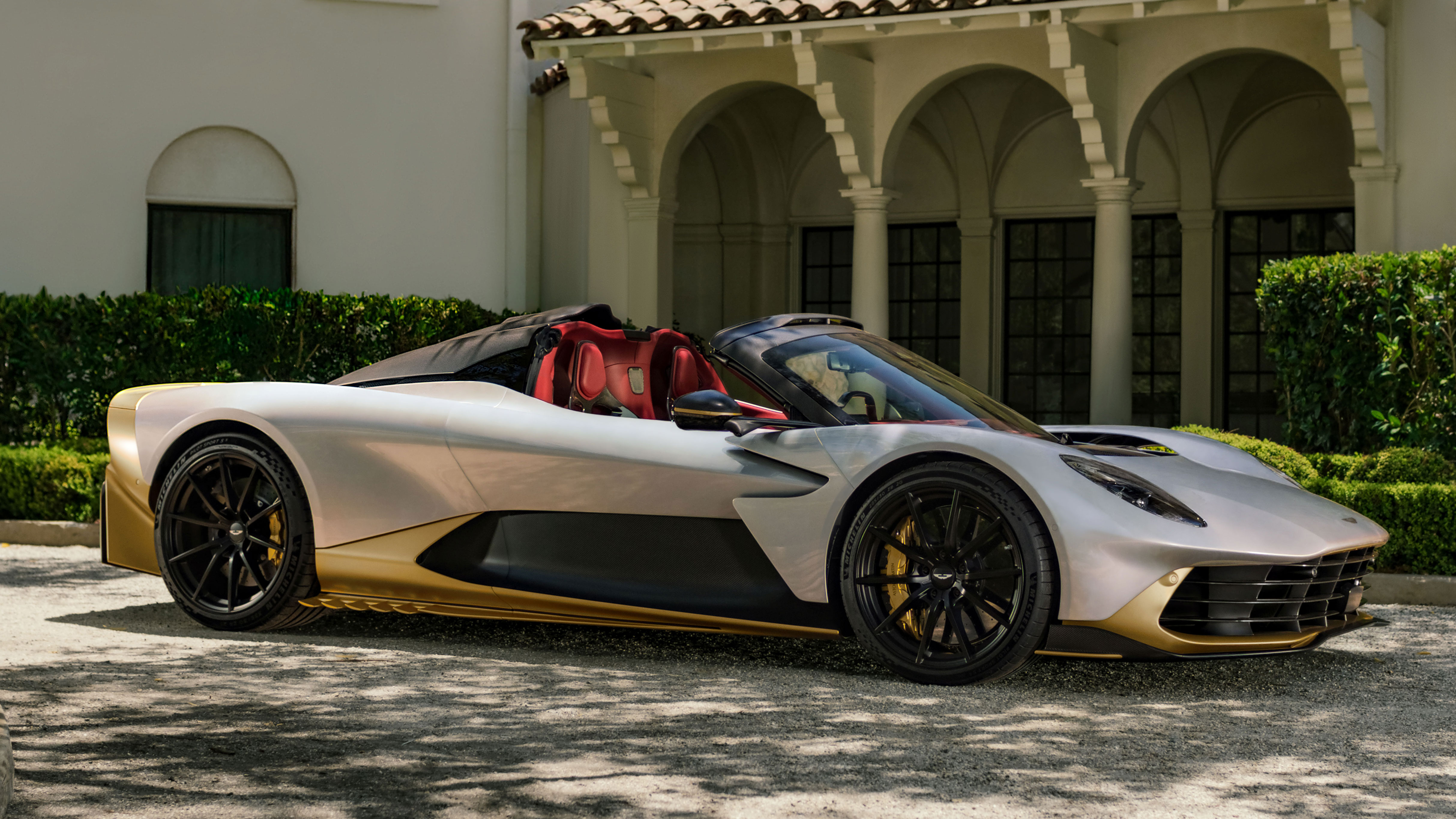 Aston Martin Valhalla Spider - front static