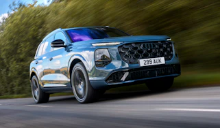 Audi Q7 - front tracking