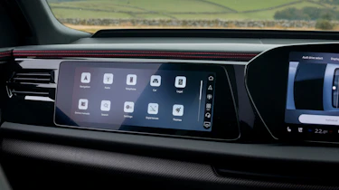 Audi Q7 - passenger's screen