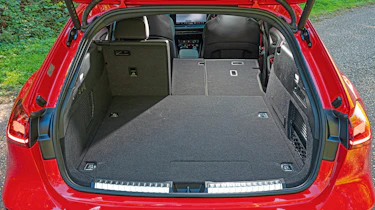 Audi RS 5 Avant - boot space