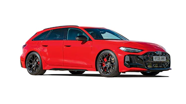 Audi RS 5 Avant - front angled